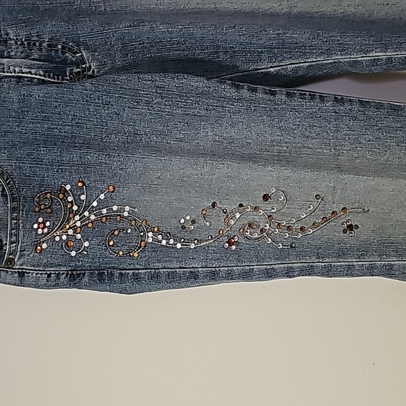 Angels blue jeans. Boot cut. Bling in the front. size 9. Great. Y2K Vintage - Picture 4 of 11